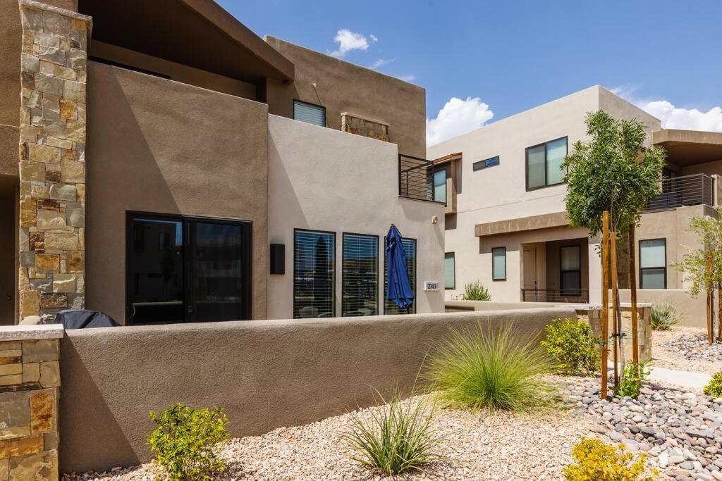 Coral Canyon Pool Private Hot Tub Fire Pit Washington Exterior foto